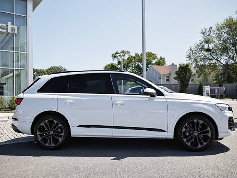Used 2025 Audi Q7 3.0T Prestige AWD/4WD image 4