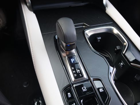 Certified 2026 Lexus RX 350h w/ Convenience Package image 25