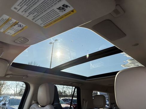 Certified 2024 Lincoln Navigator Reserve image 30