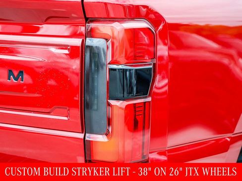 Used 2024 Ford F250 Platinum AWD/4WD image 8
