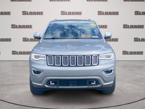 Used 2020 Jeep Grand Cherokee Overland AWD/4WD image 3
