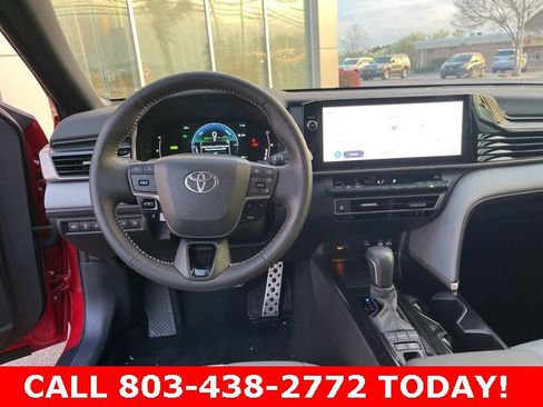 Used 2025 Toyota Camry SE w/ Multimedia Upgrade Package image 16