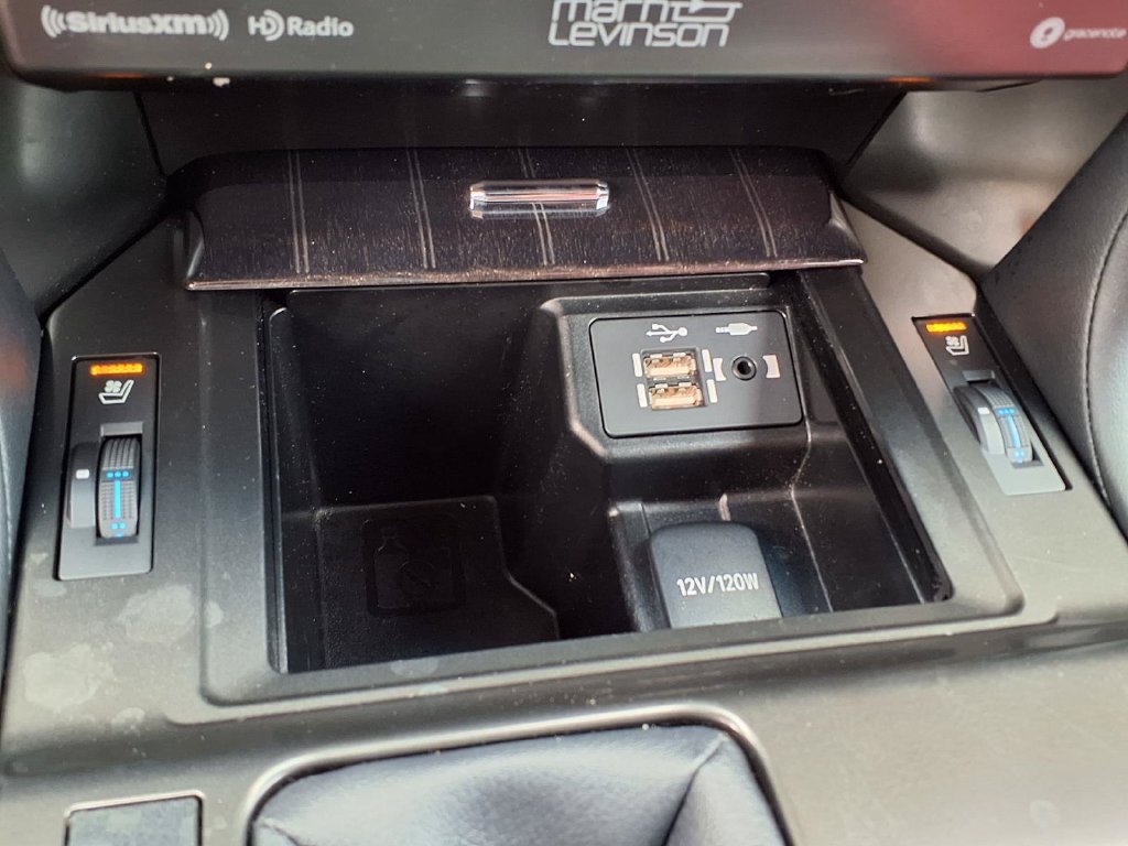 Used 2023 Lexus GX 460 Premium AWD/4WD image 36