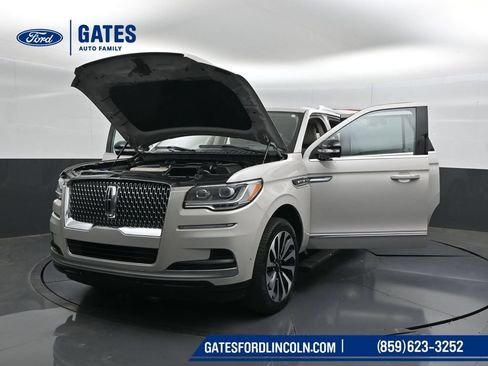 Used 2024 Lincoln Navigator L Reserve AWD/4WD image 64
