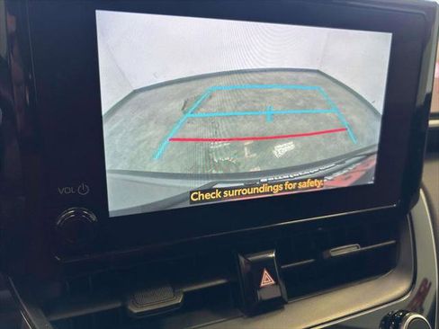 Certified 2024 Toyota Corolla Cross LE FWD image 24