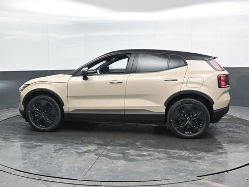 New 2026 Volvo EX30 Cross Country Ultra w/ Protection Package Premier AWD/4WD image 7