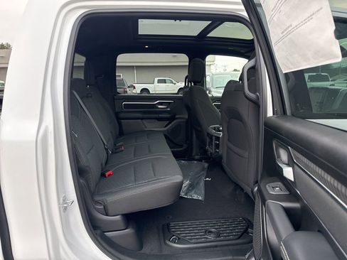 New 2026 RAM 1500 4x4 Crew Cab image 27