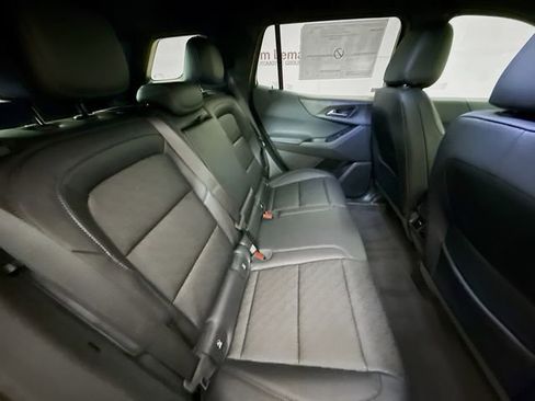 New 2026 Chevrolet Equinox LT w/ Convenience Package II image 28