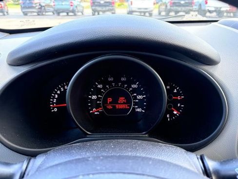 Used 2019 Kia Soul w/ Convenience Package FWD image 22