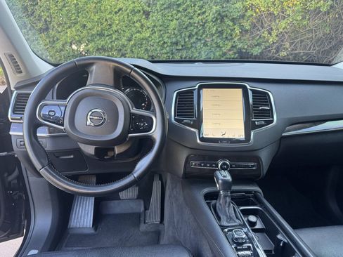 Used 2017 Volvo XC90 T6 Momentum w/ Vision Package AWD/4WD image 12