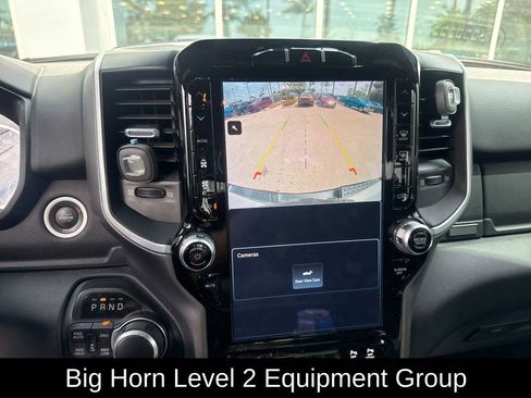 Used 2022 RAM 1500 Big Horn AWD/4WD image 4