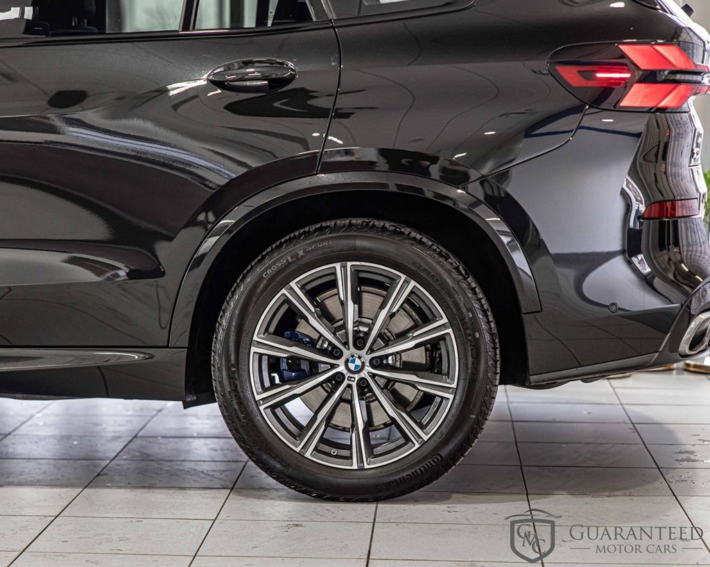Used 2025 BMW X5 M60i w/ Climate Comfort Package AWD/4WD image 8