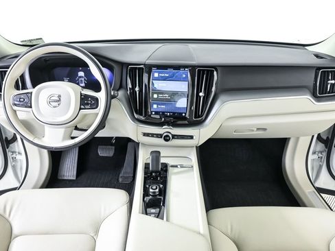 Used 2023 Volvo XC60 B5 Core w/ Climate Package image 19