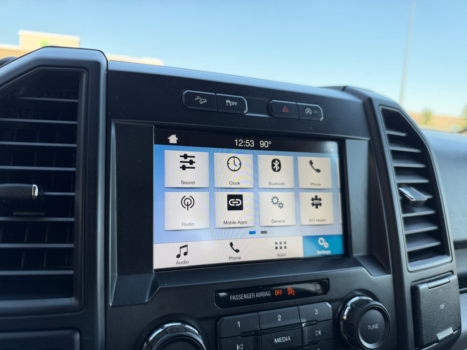 Used 2018 Ford F150 XL w/ Equipment Group 101A Mid AWD/4WD image 26