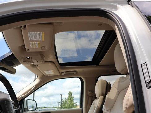 Used 2020 Lincoln Navigator Reserve w/ Equipment Group 208A Reserve AWD/4WD image 16