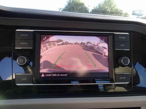 Used 2019 Volkswagen Jetta SE image 23