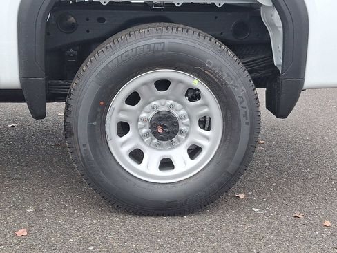 New 2026 GMC Sierra 2500 Pro w/ Convenience Package image 5