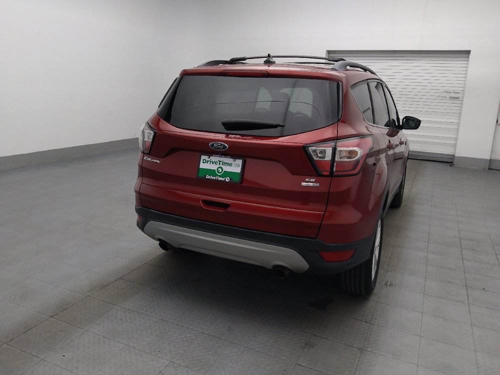 Used 2018 Ford Escape SE w/ SE Sync 3 Package AWD/4WD image 7