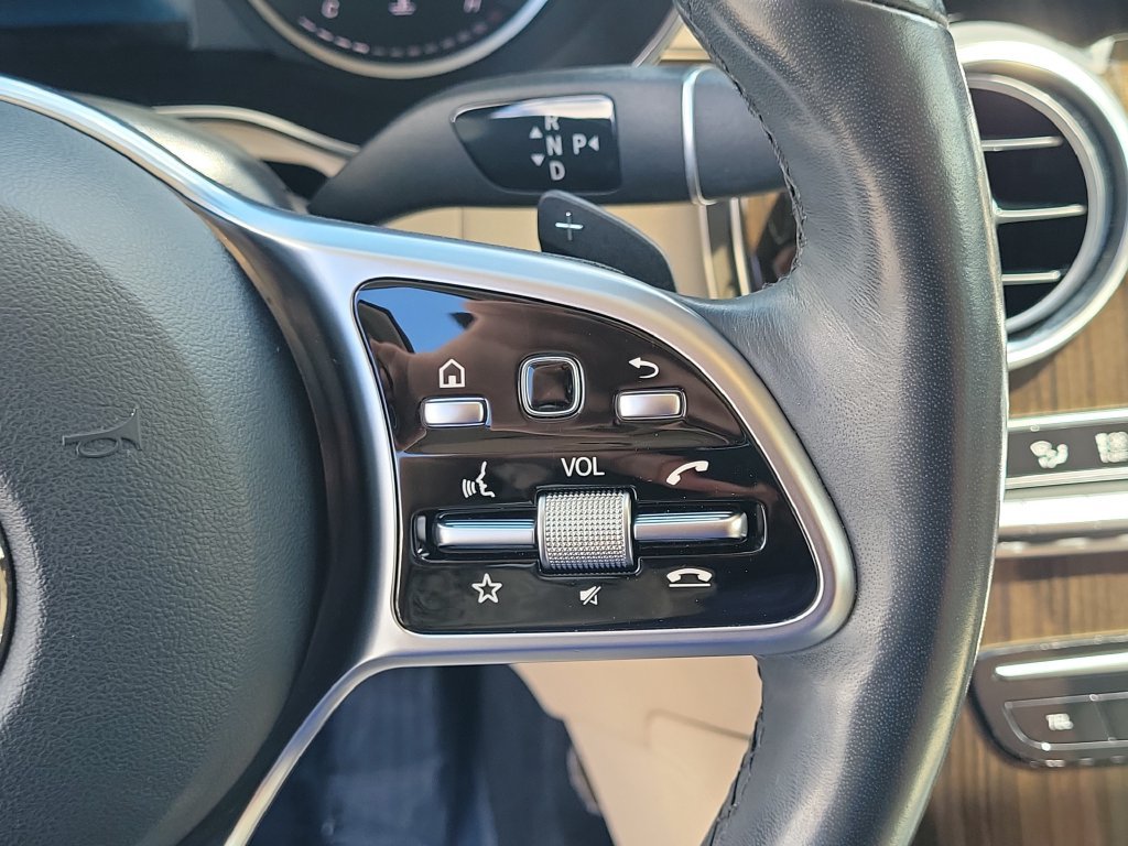 Used 2020 Mercedes-Benz GLC 300 4MATIC image 20