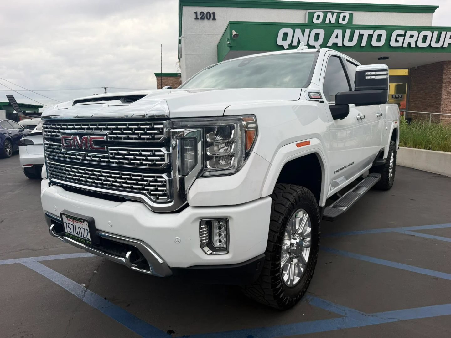 Used 2020 GMC Sierra 2500 Denali w/ Denali Ultimate Package AWD/4WD image 2