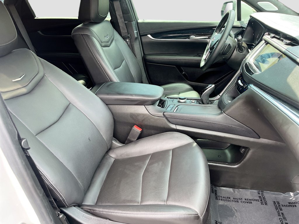 Used 2025 Cadillac XT5 Premium Luxury FWD image 30