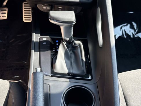 Certified 2026 Hyundai Elantra Sport FWD image 8