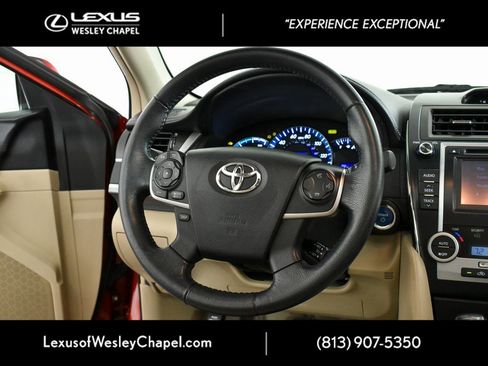 Used 2013 Toyota Camry XLE w/ Convenience Pkg image 24