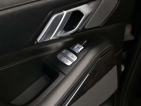 Used 2019 BMW X7 xDrive50i w/ Dynamic Handling Package image 28