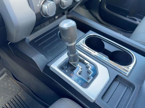 Used 2015 Toyota Tundra SR5 w/ SR5 Upgrade Package image 16