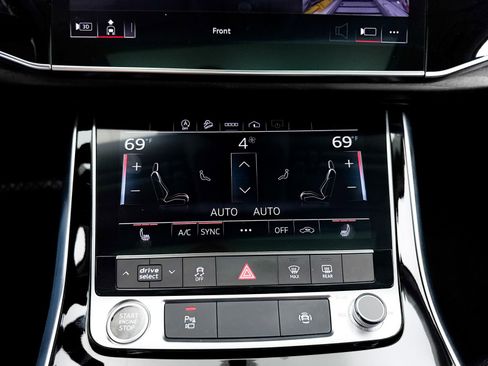 Used 2023 Audi Q7 3.0T Premium Plus AWD/4WD image 23