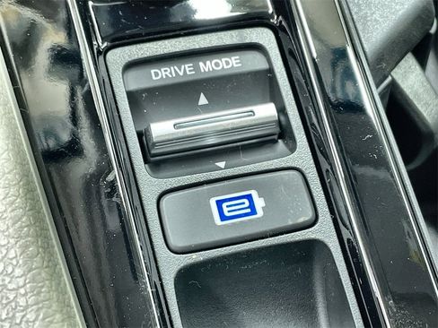 New 2025 Honda Accord EX-L image 19