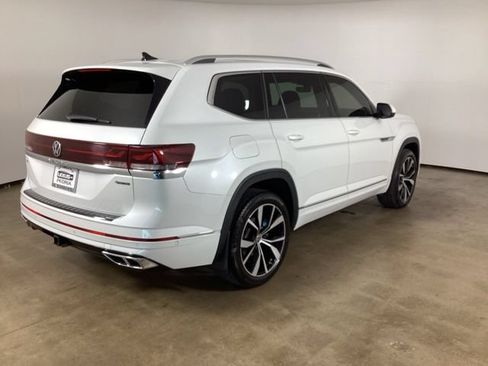 Used 2024 Volkswagen Atlas SEL Premium R-Line AWD/4WD image 6