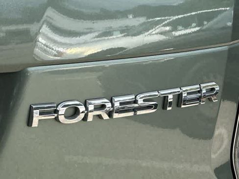 Used 2018 Subaru Forester 2.5i Limited AWD/4WD image 17