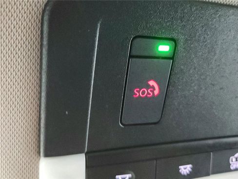 Used 2023 Nissan Rogue SV FWD image 27