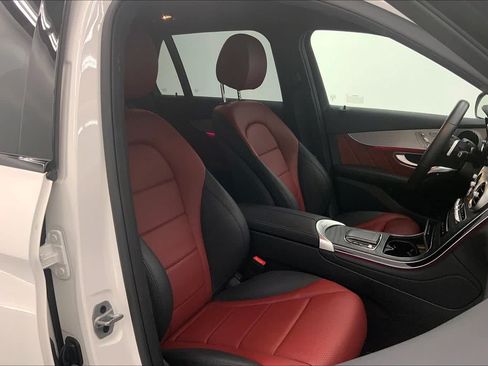 Certified 2022 Mercedes-Benz GLC 300 image 8