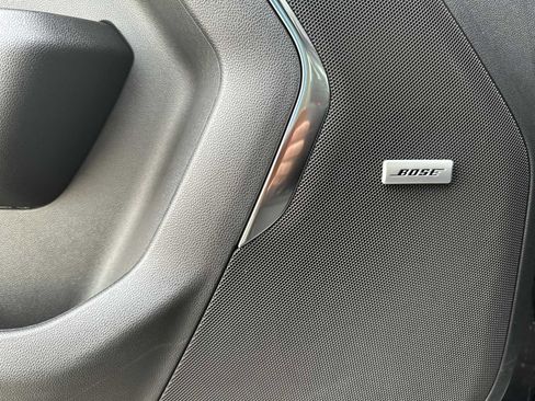 Used 2024 Chevrolet Suburban Z71 w/ Luxury Package image 14