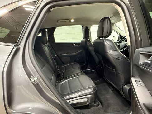 Used 2021 Ford Escape SEL image 41