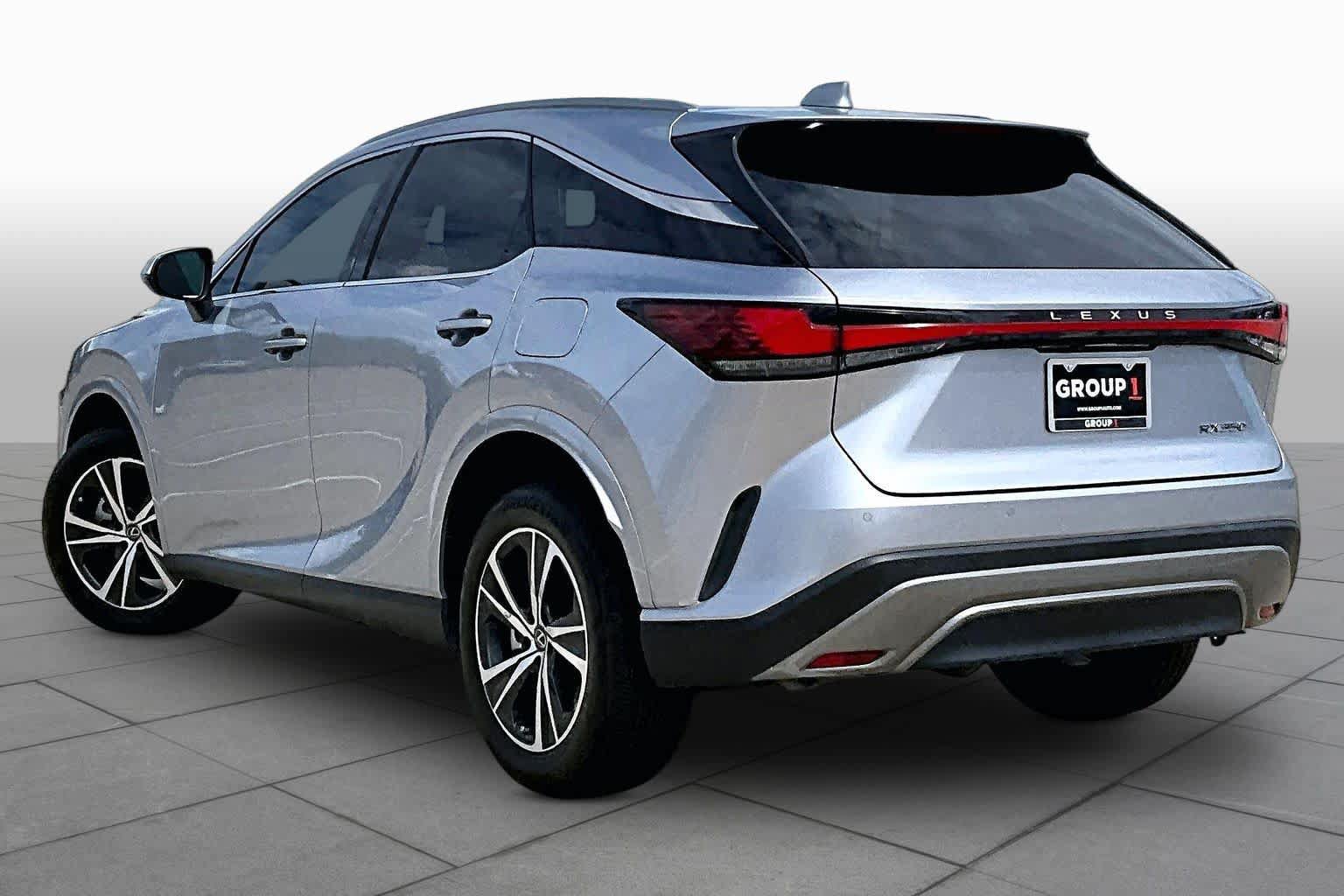 Used 2023 Lexus RX 350 Premium w/ Cold Area Package FWD image 11