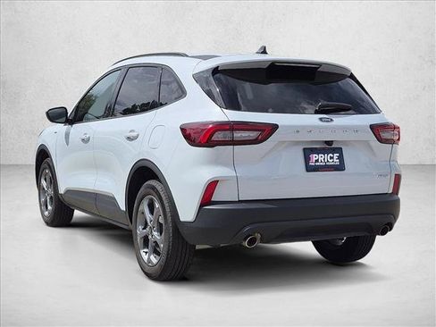 Used 2025 Ford Escape ST-Line AWD/4WD image 8