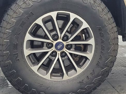 Used 2017 Ford F150 XLT RWD image 31