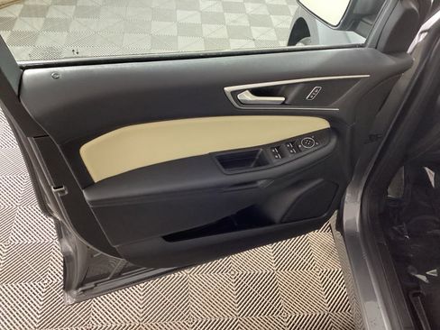 Used 2023 Ford Edge SEL w/ Convenience Package image 17