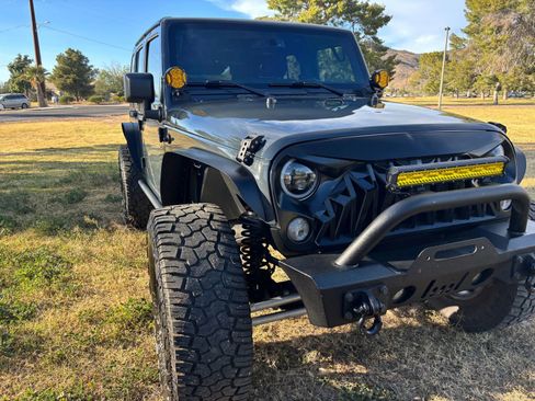 Used 2017 Jeep Wrangler Unlimited Sport w/ Quick Order Package 24S image 4