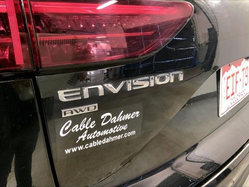 Used 2025 Buick Envision Preferred image 8
