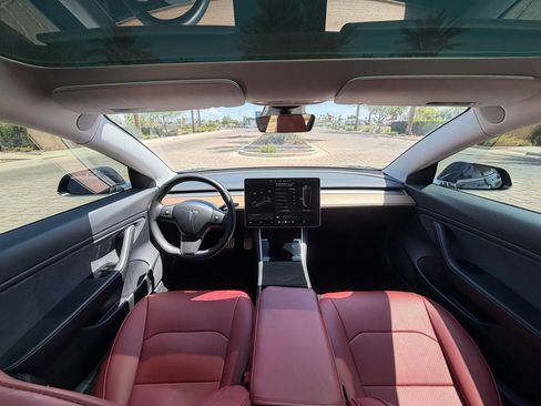 Used 2020 Tesla Model 3 Performance AWD/4WD image 11