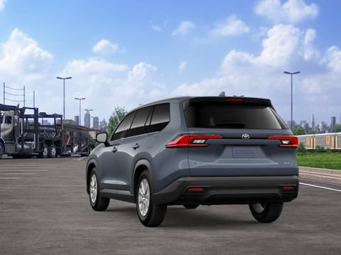 New 2026 Toyota Grand Highlander XLE FWD image 9