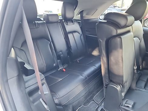 Certified 2024 MAZDA CX-90 3.3 Turbo w/ Select Package AWD/4WD image 33