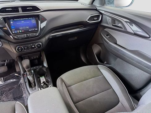 Used 2023 Chevrolet TrailBlazer LT w/ Convenience Package FWD image 27
