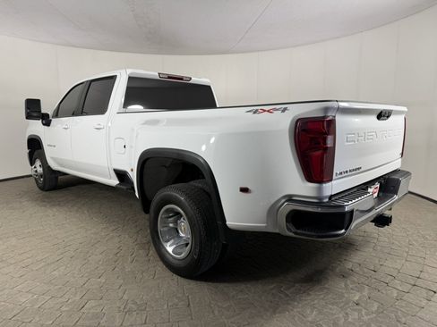 Used 2025 Chevrolet Silverado 3500 LT image 6