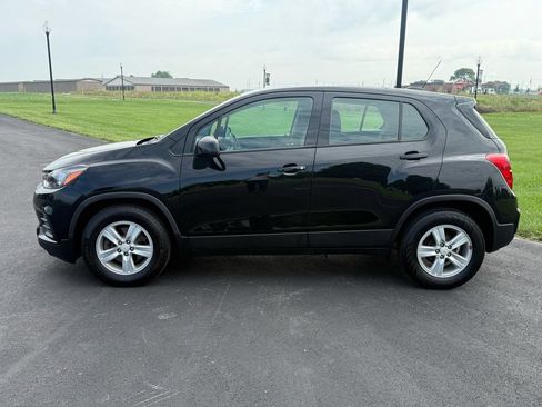 Used 2020 Chevrolet Trax LS FWD image 7
