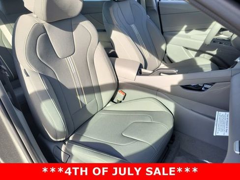 New 2026 Hyundai Elantra Sport FWD image 18